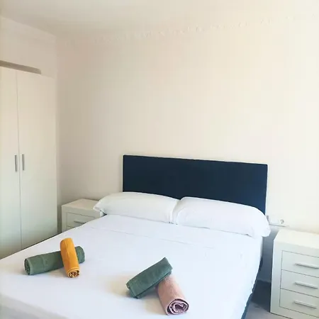 Apartment El Cabanyal 400m From The *