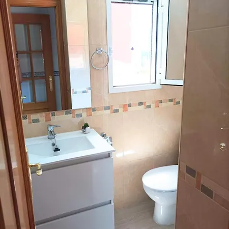 Apartment El Cabanyal 400m From The Valencia