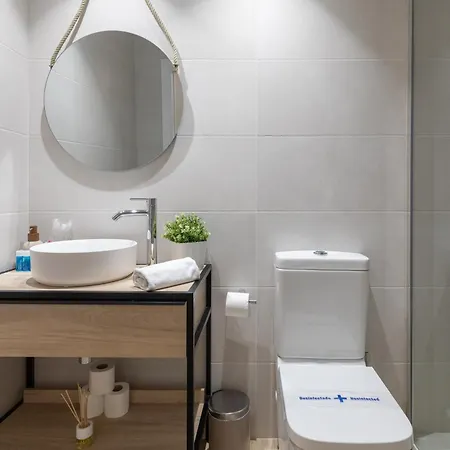 Travel Habitat Maritim-serreria Lofts דירה *