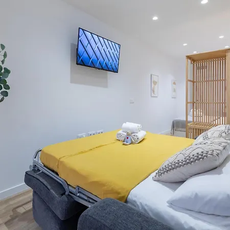 Travel Habitat Maritim-serreria Lofts דירה