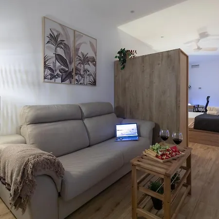 Travel Habitat Maritim-serreria Lofts ולנסיה