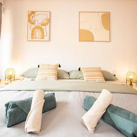 게스트하우스 Office Habitacion De Lujo Para 2 Personas 4*
