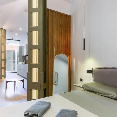 Mestalla Flats & Rut *