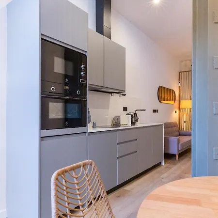 Mestalla Flats & Rut * Walencja