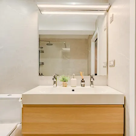 Cabanal House - 10 Min To Ocean , Fastwifi , Smarttv, Ac דירה *