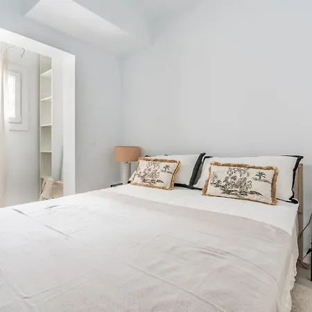 Apartment Raul Beach Front *