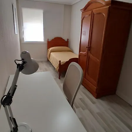 En El Cabanyal Enfrente De La Marina Real דירה ולנסיה