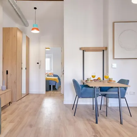 Apartament Ciutat Vella Modern *