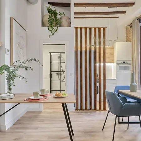 Ciutat Vella Modern Apartament *