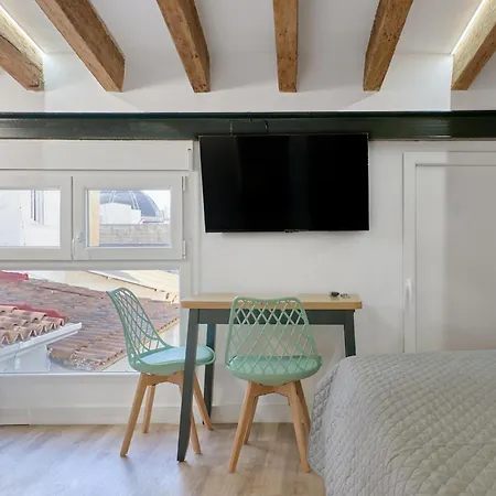 Apartament Ciutat Vella Modern *