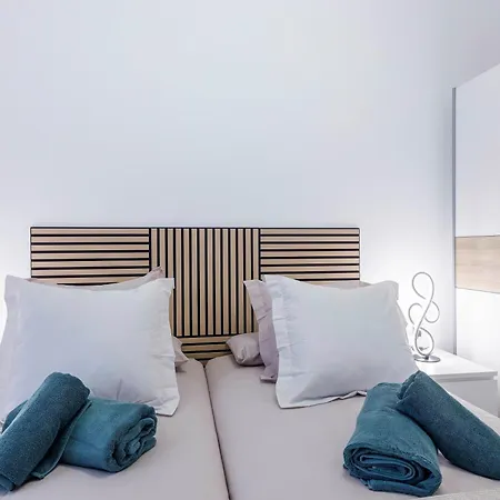 Grupo Torres De Quart Apartamento