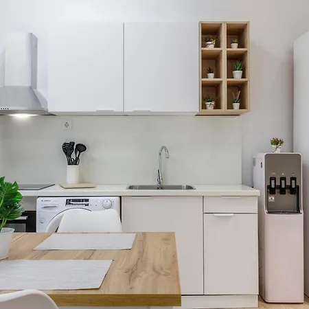 Grupo Torres De Quart *