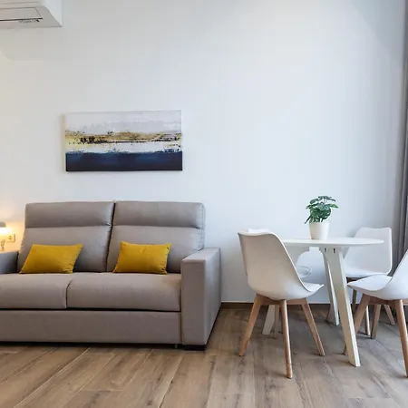 Les Arts Plaza By Concept Flats דירה *