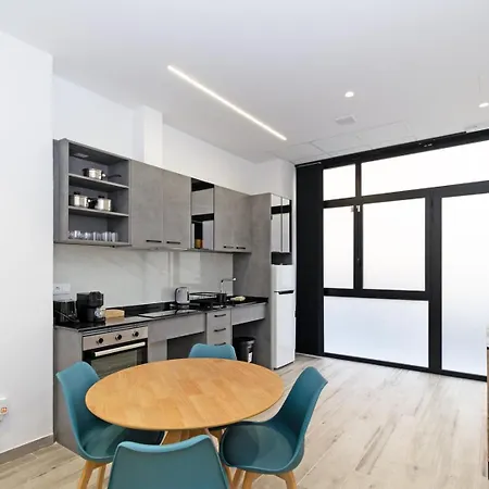 Apartment Majjo'S, Apartamento Acogedor, Bien Comunicado