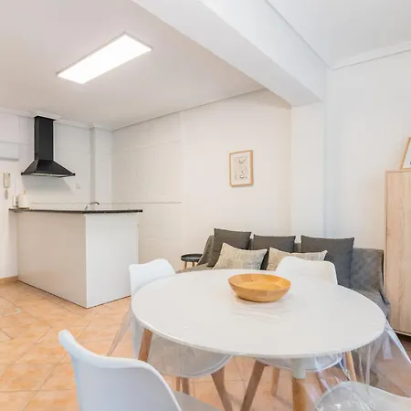 Confortable Apto En La Playa A 10min De * ולנסיה