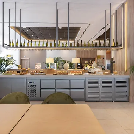 Innside By Melia Oceanic Valencia