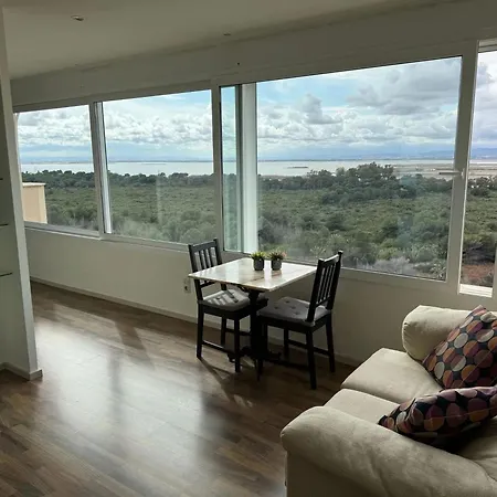 Апартаменты Spacious In With Sea View - 160 Sqm