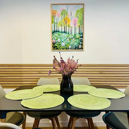 Ori A Cool & Wide Next To Historic Center *