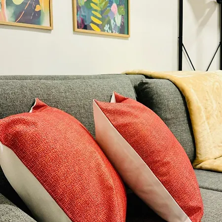 Ori A Cool & Wide Next To Historic Center Daire