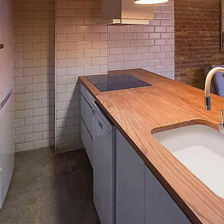 Cozy Loft Style In El Cabanyal Walencja