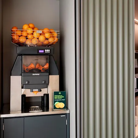 Ciudad De Ciencias 3*