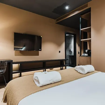 Arena Select Hotel