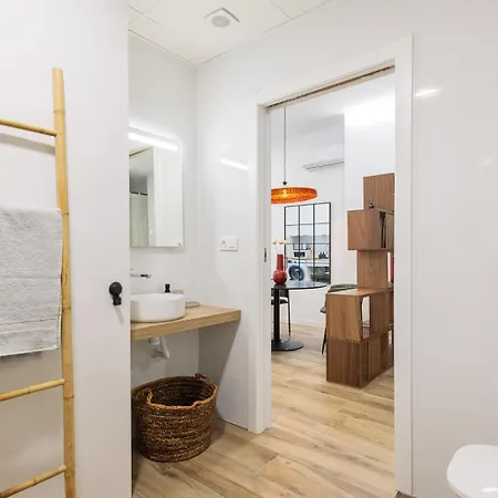 Moderno Loft Reformado, Smart Tv, Ac, Beach, 3pax Apartamento *