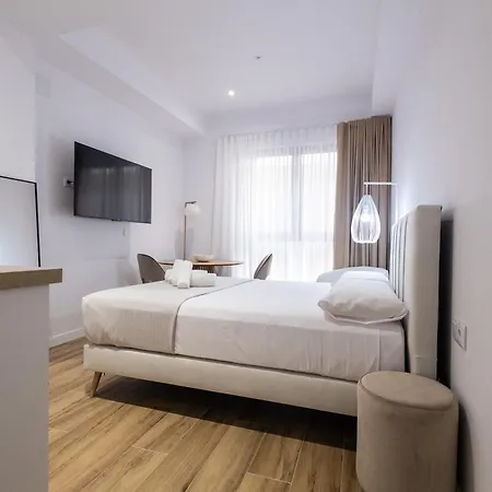 Lola By Concept Flats Guest house