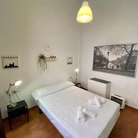 Alojamiento Familiar Cerca De La Playa Valencia Apartment