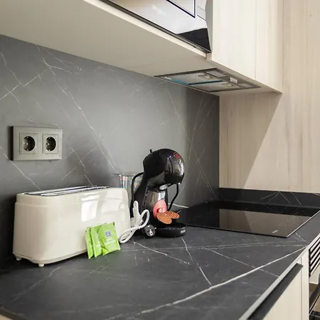 Apartament Flats-elegante, Junto Al Roig Arena