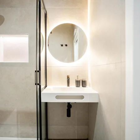 Flats - Exclusiva, Junto Al Roig Arena Valensiya