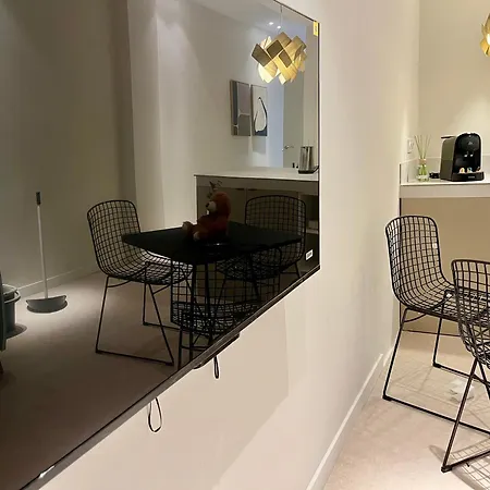 Osito Hub - Florista Apartment Valencia