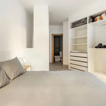 Vivienda Junto A Ruzafa - 12 Pax Y Mas ולנסיה