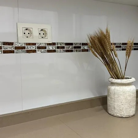 Privatunterkunft Valencia, Netflix, 4 Mins Walk To The *