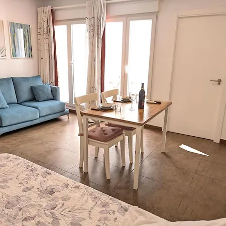 Estudios En La Playa * ולנסיה