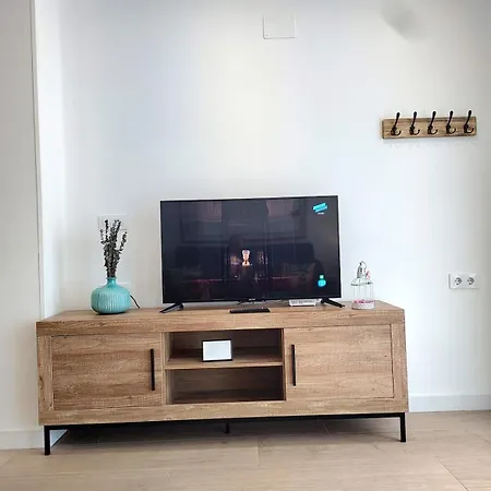 New Flat With Ac And Wifi Apartament