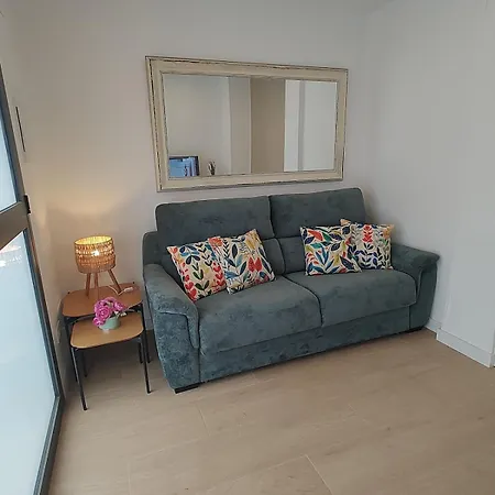 New Flat With Ac And Wifi