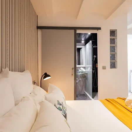 Florit Flats - Bohemia - 4 Guests - Wifi Ac - Ruzafa Area *