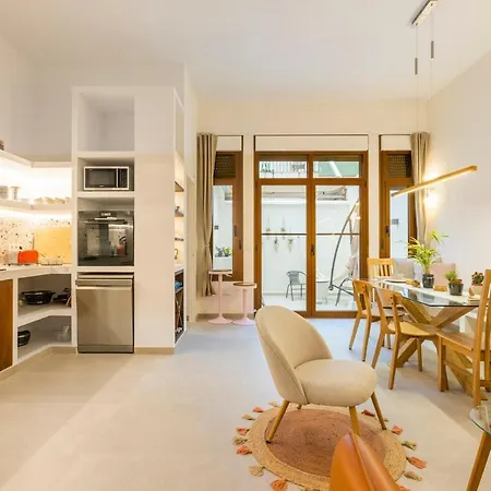 Seafront Casa Валенсия