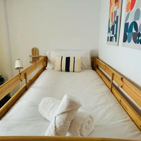 Апартаменты Abat 1 Cool & Wide Flat Next To The Cathedral