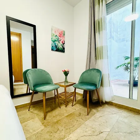 Abat 1 Cool & Wide Flat Next To The Cathedral Валенсия