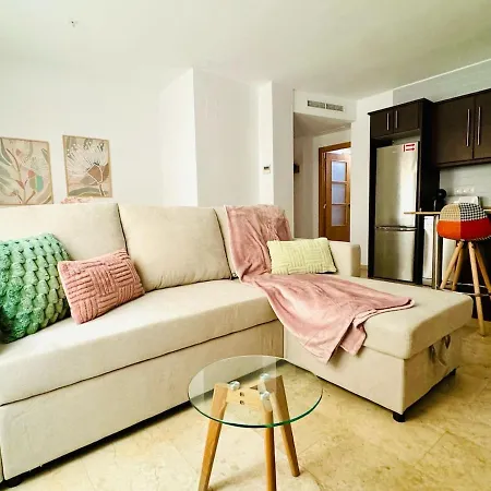 Апартаменты Abat 1 Cool & Wide Flat Next To The Cathedral