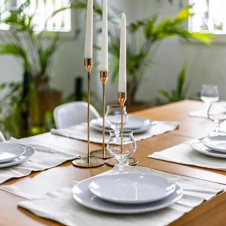 Casa Familiar 9 Pax, Smart Tv, Centro, Playa, Cafe, Ac Feriehus Valencia