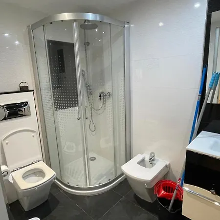 Flat Close To Perfect For Families And Groups - Isidro B 3 Lägenhet