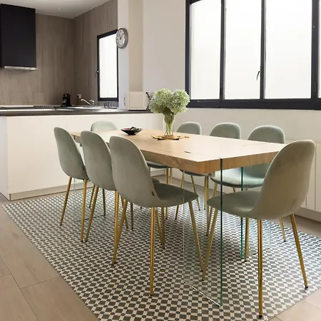 Hall Market Apartment