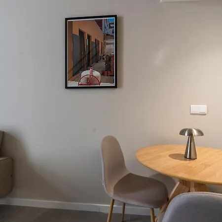 Aparthotel Vlc Host - Sumsi