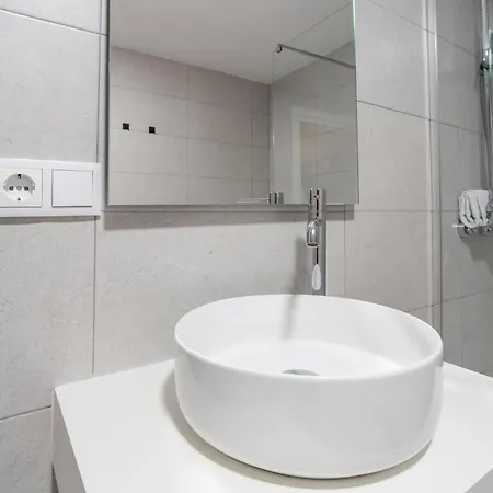 Vlc Host - Sumsi Apartmanhotel Valencia
