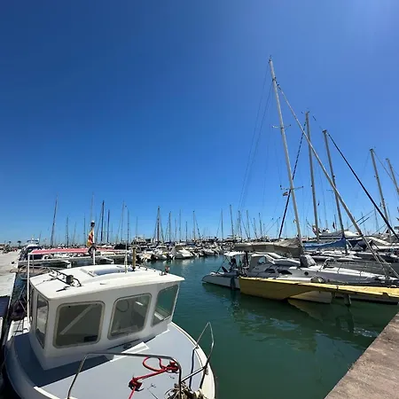 Casa Con Barbacoa En Urbanizacion Privada