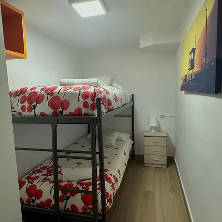 Casa Con Barbacoa En Urbanizacion Privada * Valencia