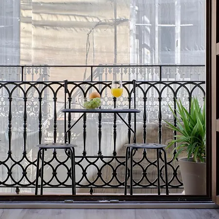 Apartament Ciutat Vella Modern